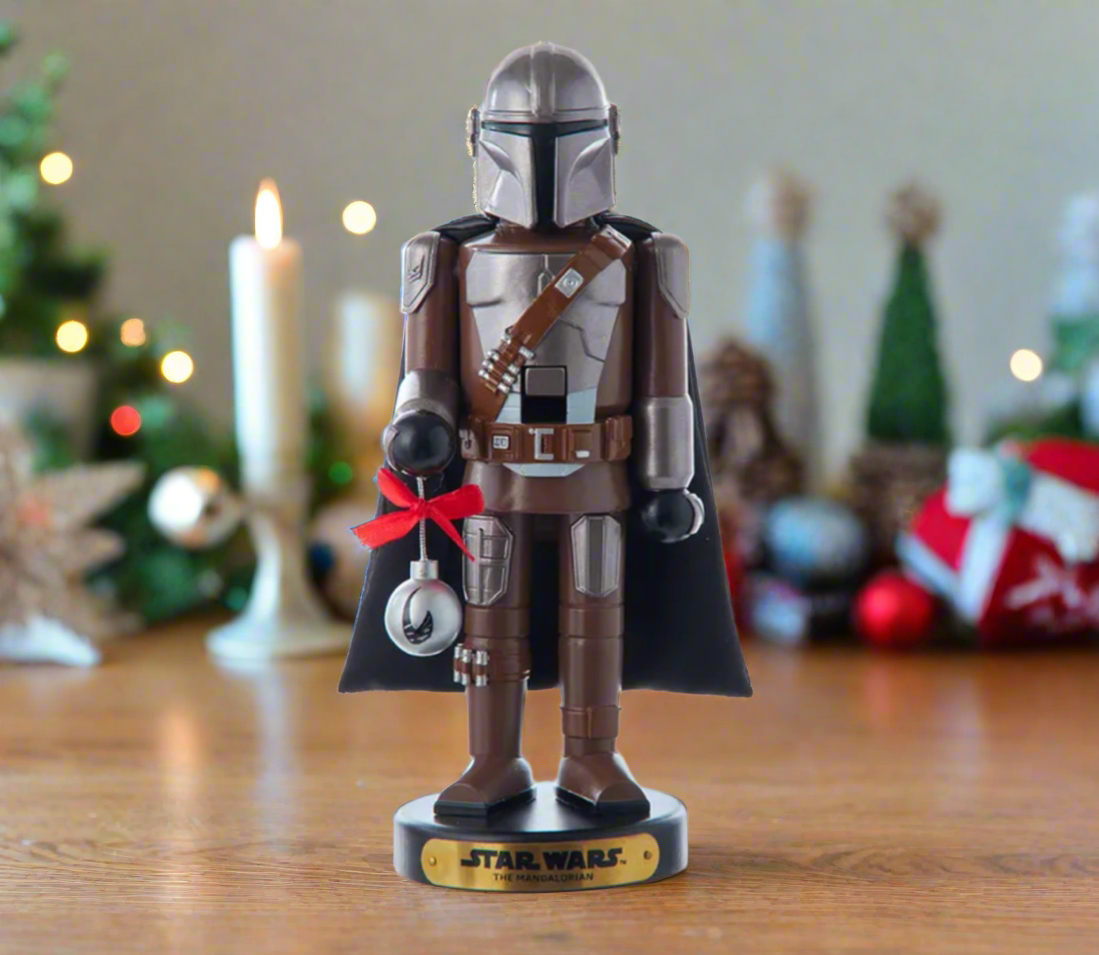 10&quot; Star Wars™ Mandalorian Nutcracker